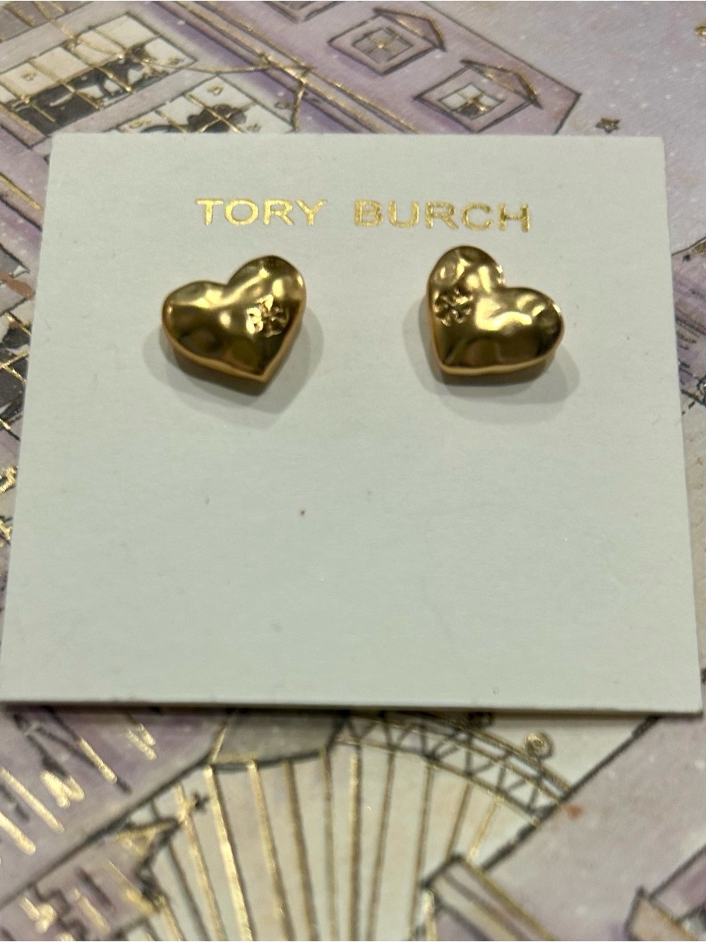 💕💕💕Tory Burch Earrings Heart Gold Shape. Mint Condition! Duster bag included